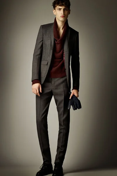 Look 19